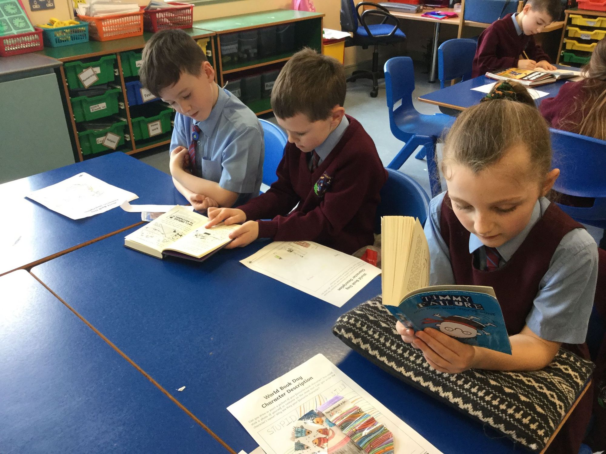 Miss Woods Year 4B  class enjoying World Book Day activities  #readingisfun