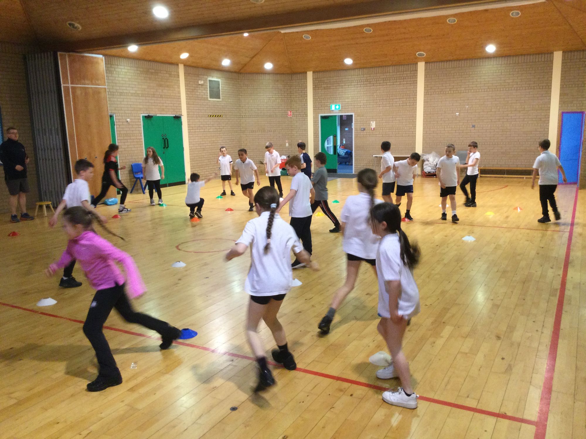 Year 5 get busy with Bogside and Brandywell Health Forum!🤾‍♀️⛹️‍♂️