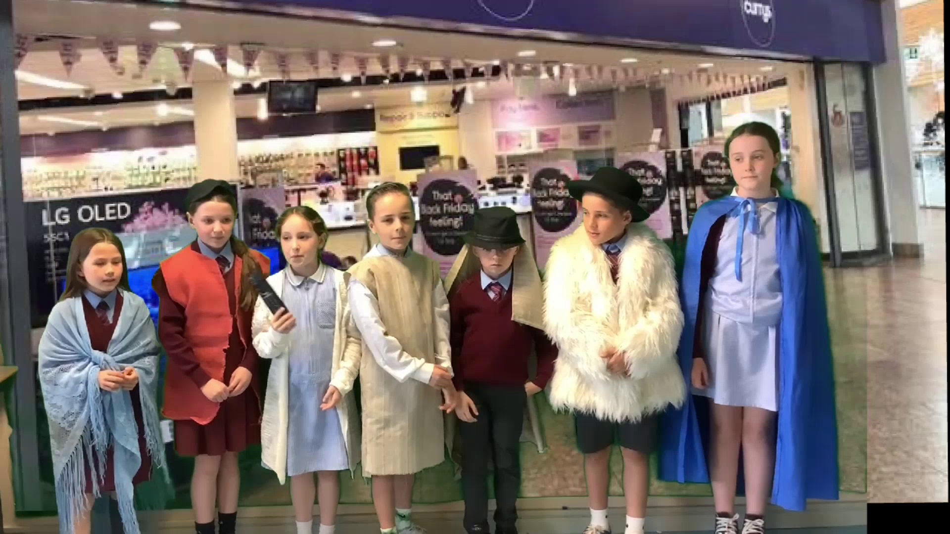 Year 5B Pupils Record Persuasive Adverts!🎥