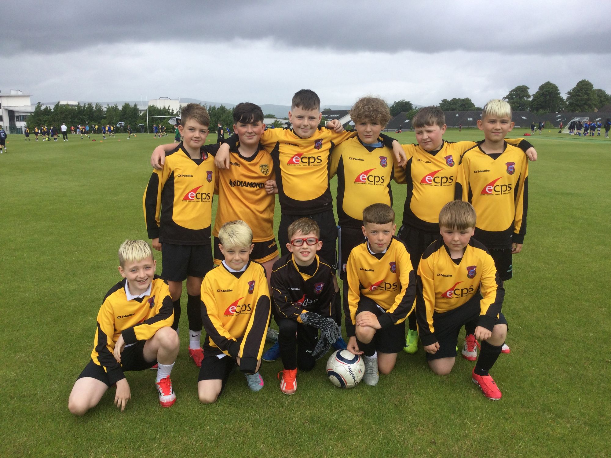 Well done to our 2 football teams who represented