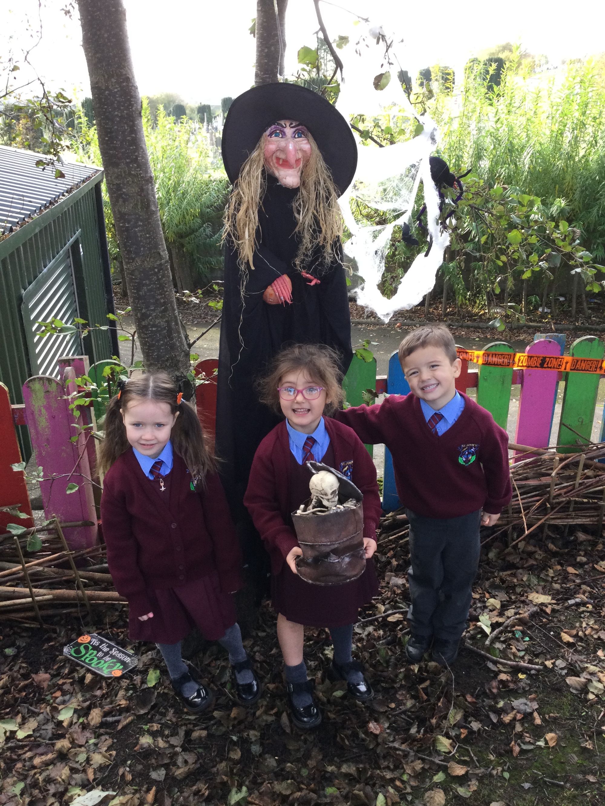 1B enjoyed a week of fun Hallowe'en activities.