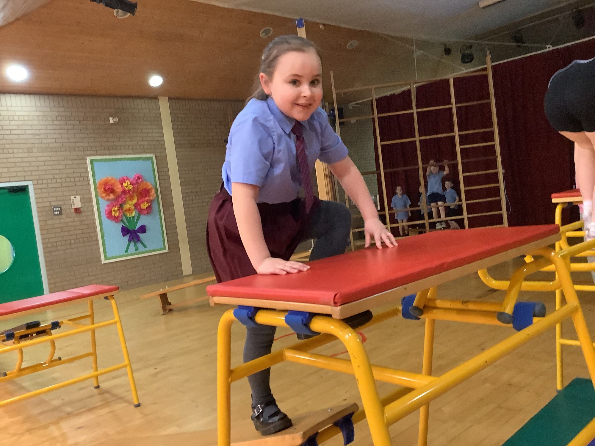 4B- fantastic session on climbing apparatus