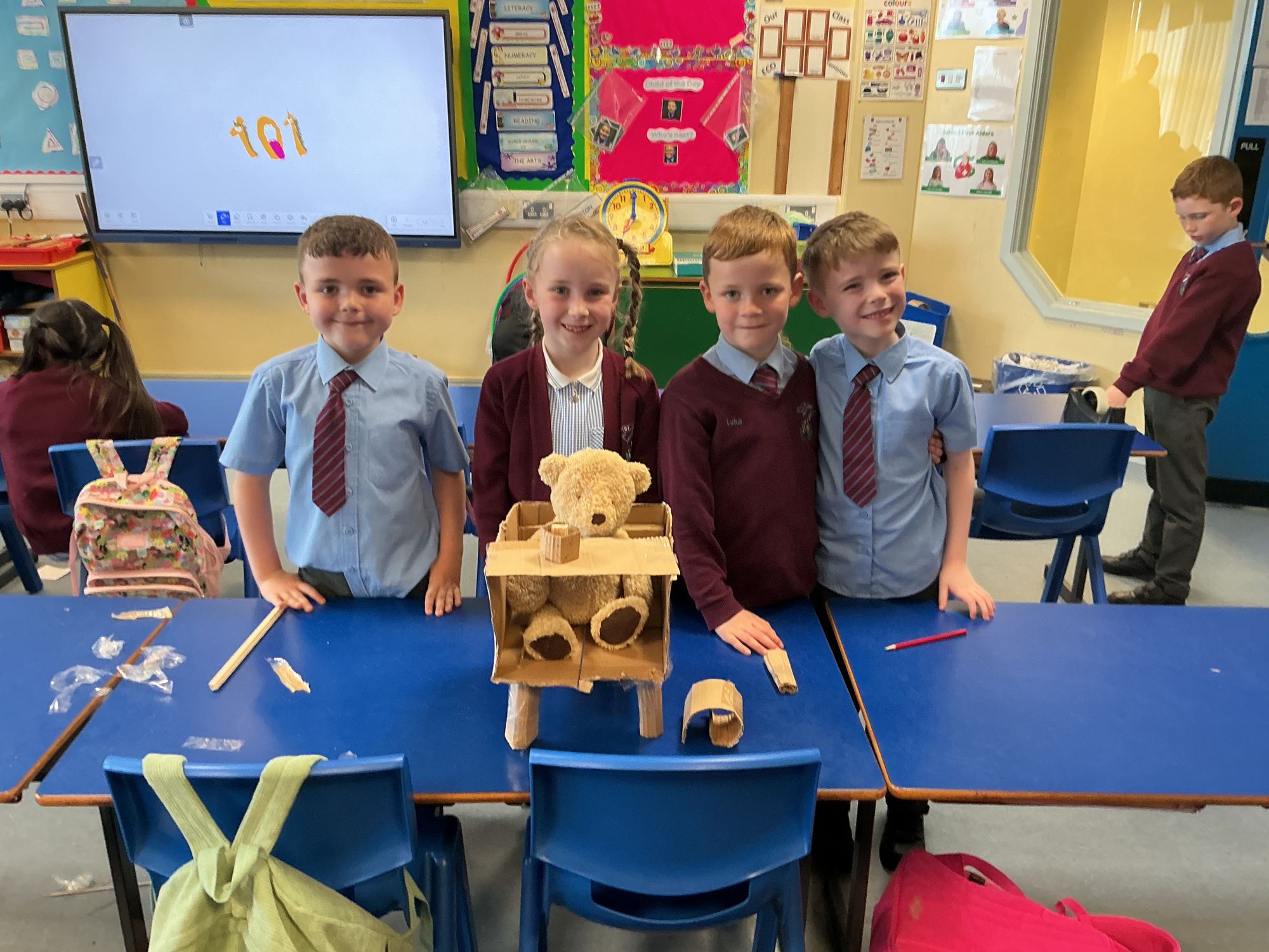 3A Build a Chair for Baby Bear