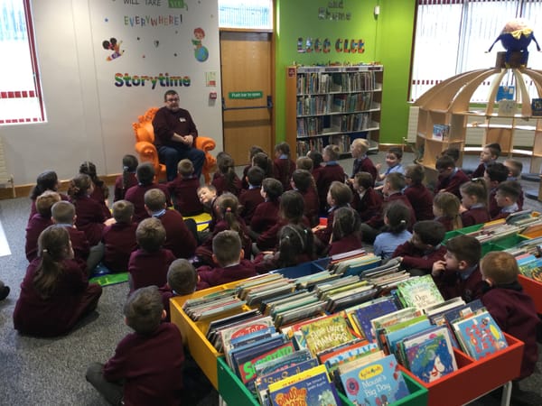 Year 4 are back at the library!