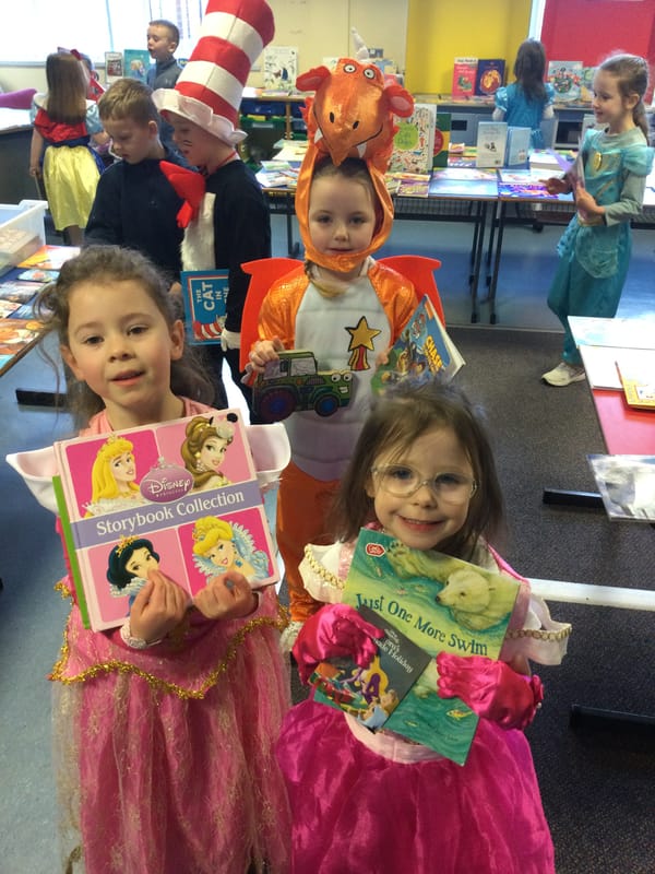 1B Enjoying World Book Day