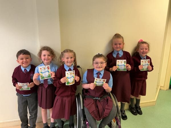Congratulations to these Year 2A children for earning Mathseeds and Fast phonics certificates ✨👏